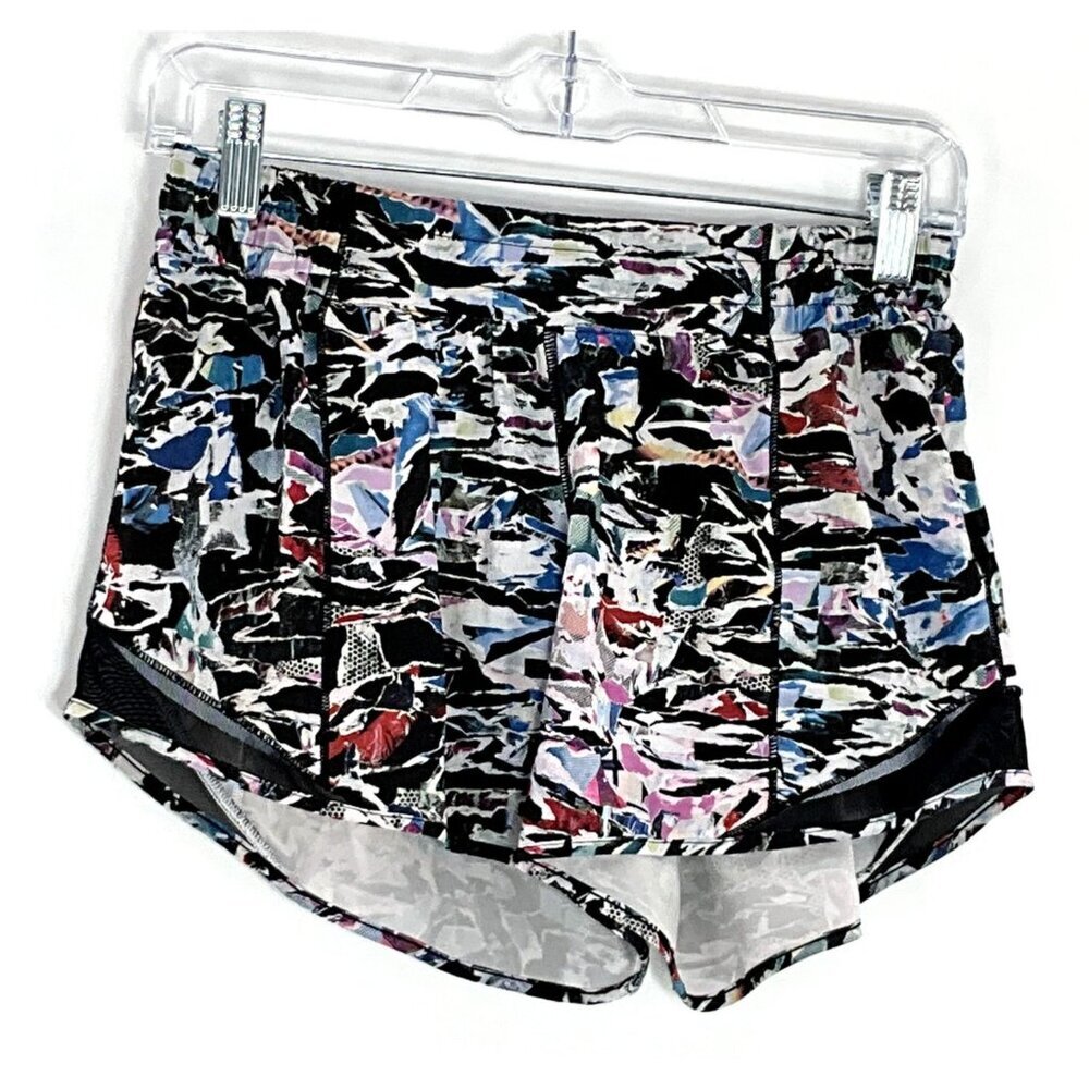 Lululemon Running Shorts Women 6 Hotty Hot Short II Culture Clash Print Low Rise